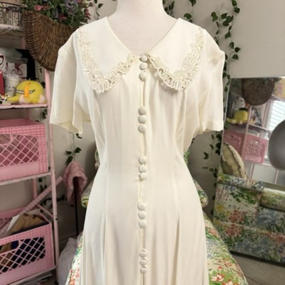 Vintage 1980s Ivory Button Front Dress Lace Collar Romantic Midi Size 11 - Picture 2 of 10